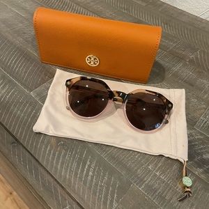 Brand new Tory Burch sunglasses